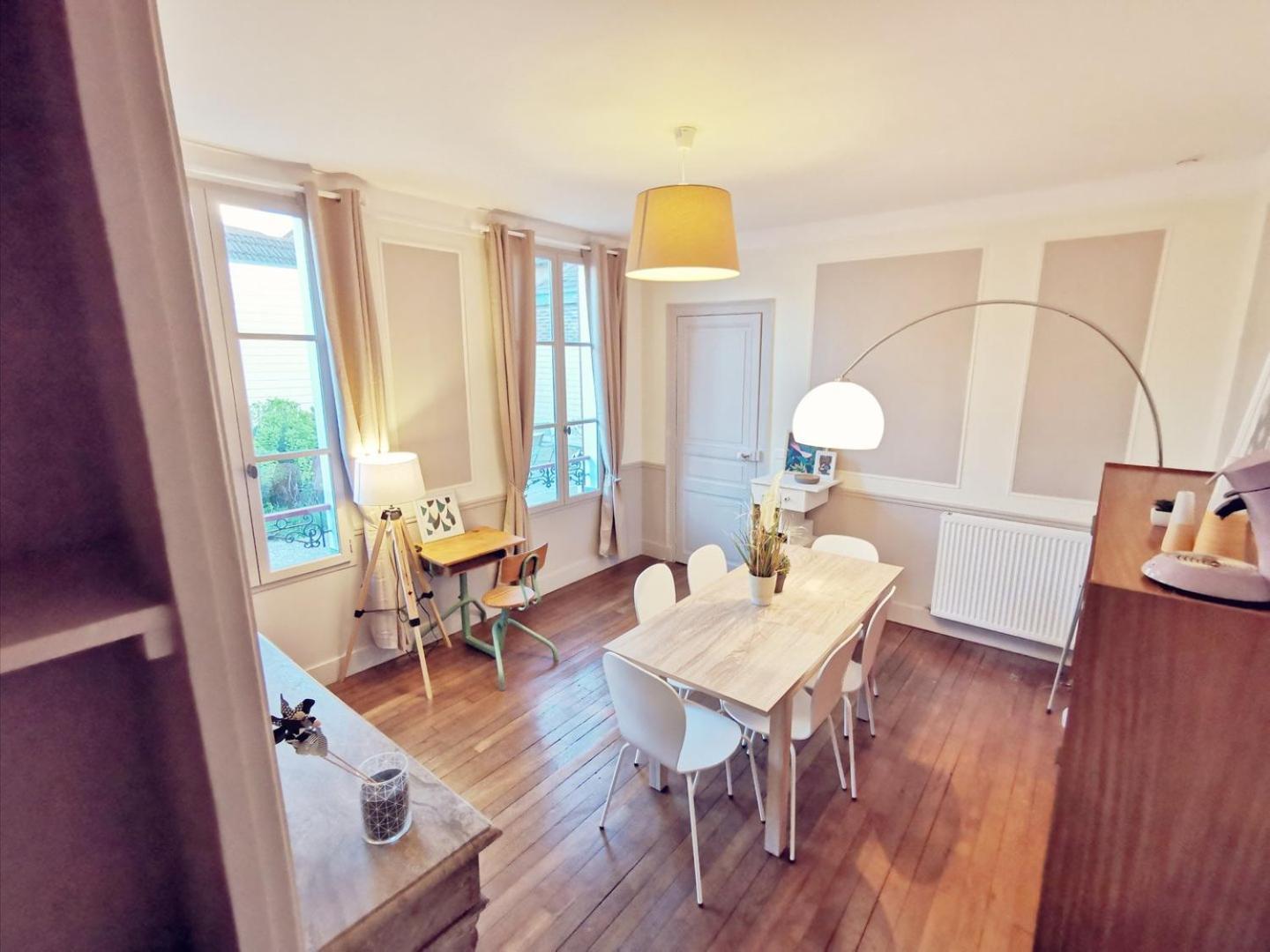 Maison Vanier - Duplex - Centre-Ville - Mon Groom تروي المظهر الخارجي الصورة