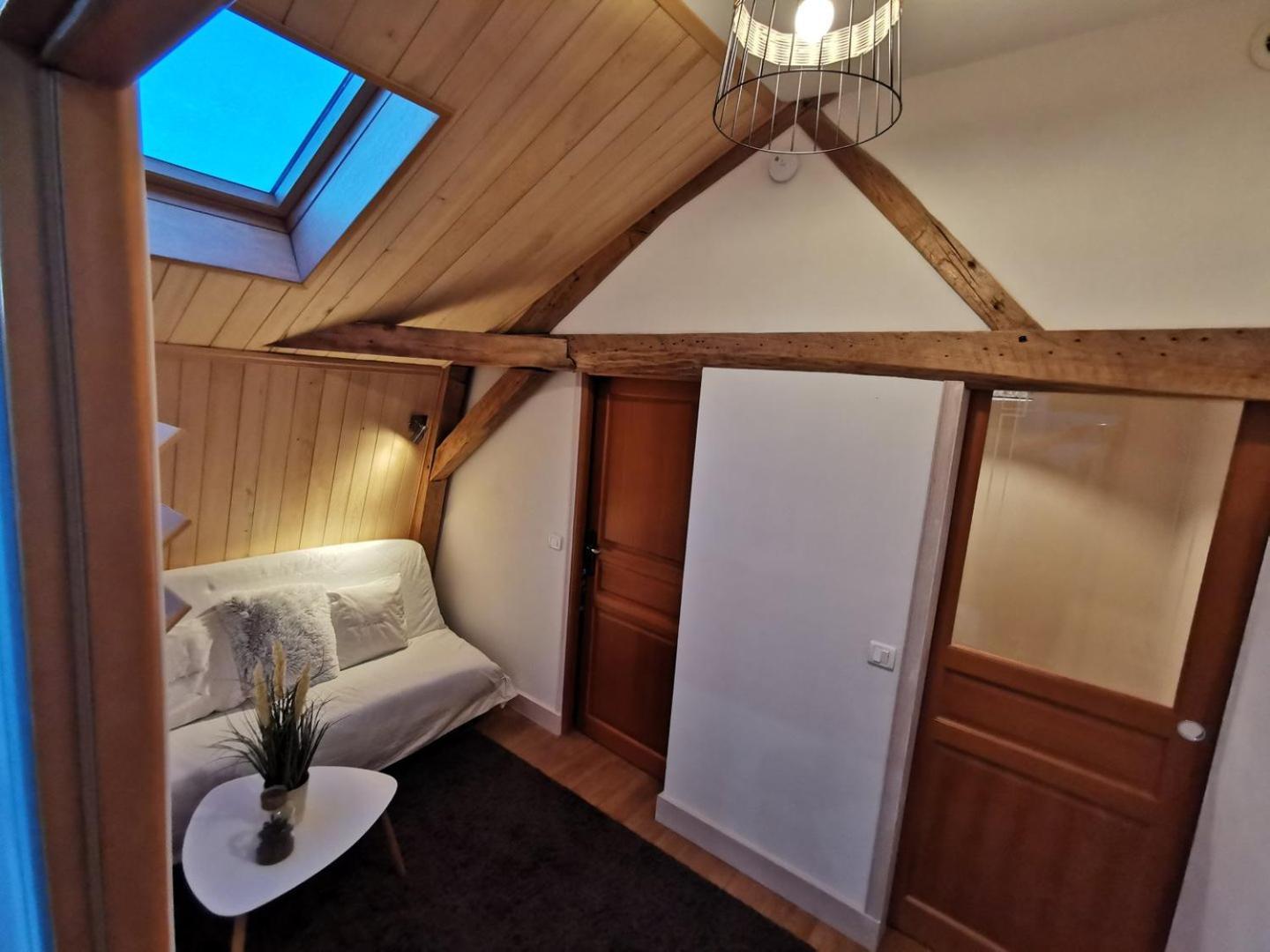 Maison Vanier - Duplex - Centre-Ville - Mon Groom تروي المظهر الخارجي الصورة